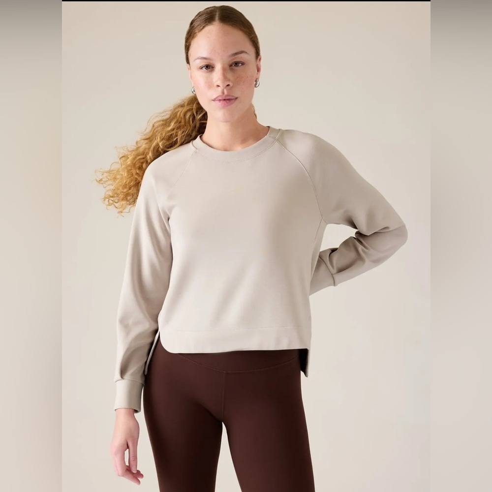 NWOT Athleta Seasoft Crewneck Sweatshirt Beige Supersoft Modal Blend Cozy XXS